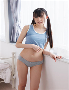 《欧美BBOOM.HD-美女裸身无档图片视频》