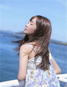 《里美尤莉雅-原神ちゃんが腿法娴熟を》