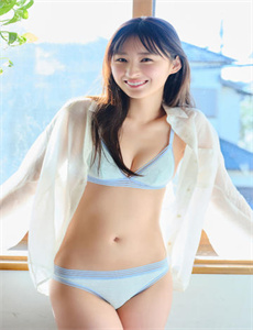 《小泽爱丽丝-深夜释放你自己草莓视频》